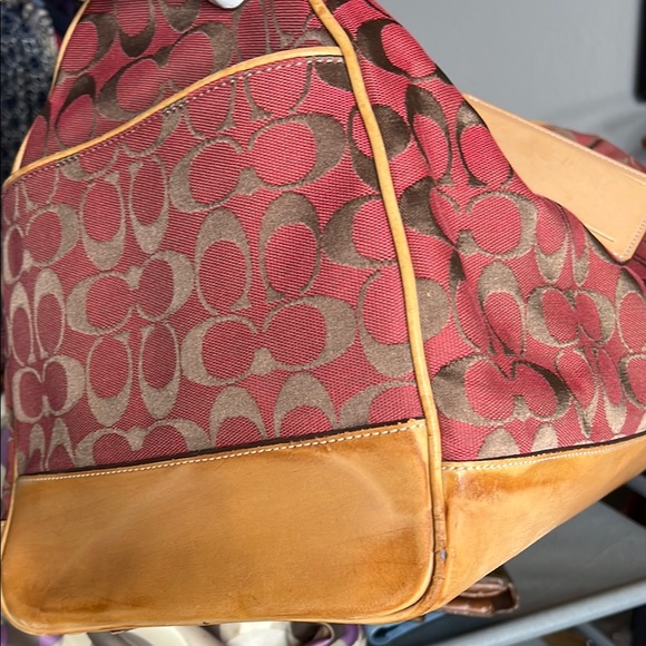 Coach signature Red and Tan Vachetta leather Travel Bag - Picture 8 of 11